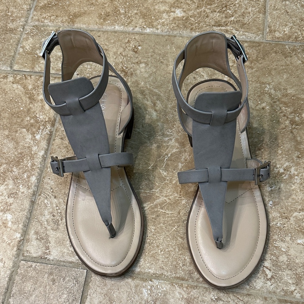 Charles By Charles David Gray and Cream Sandals